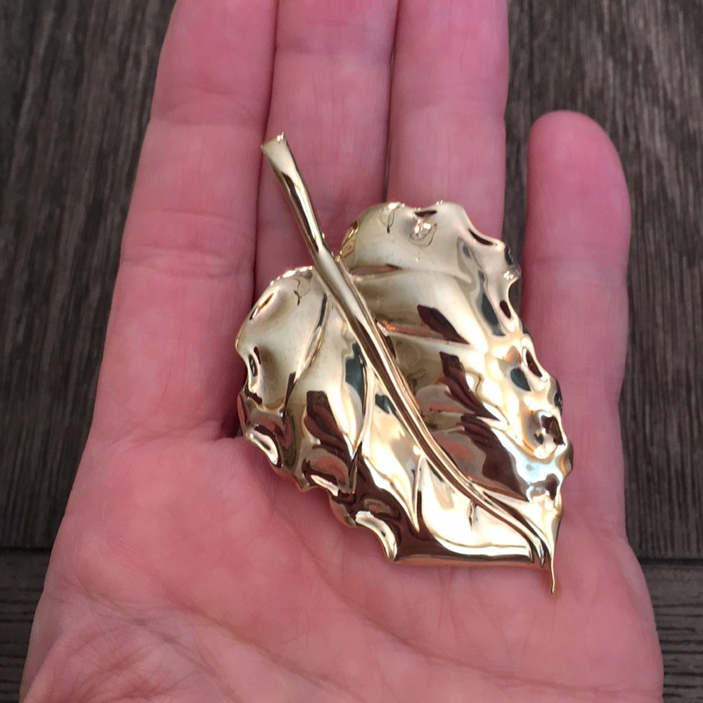 Gold Plated Solid Sterling Silver Leaf Pendant - image 7